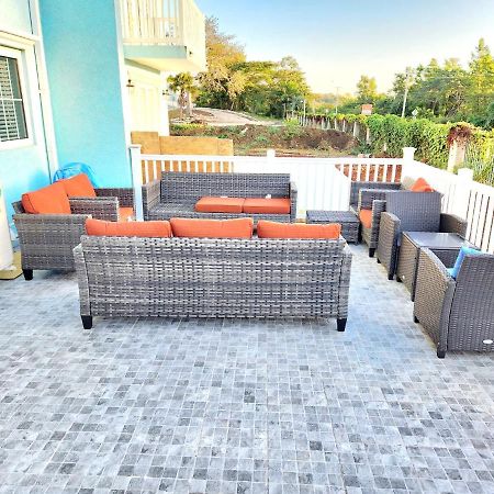 Brand New Luxurious Townhouse In Negril Villa Exterior photo